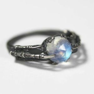 Bloodmilk Belonging to the Underworld Ring